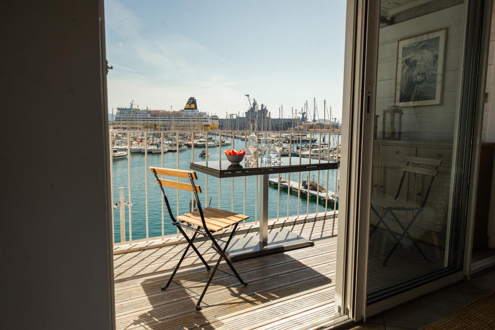 Апартаменты Marinca Du Port De Тулон Экстерьер фото